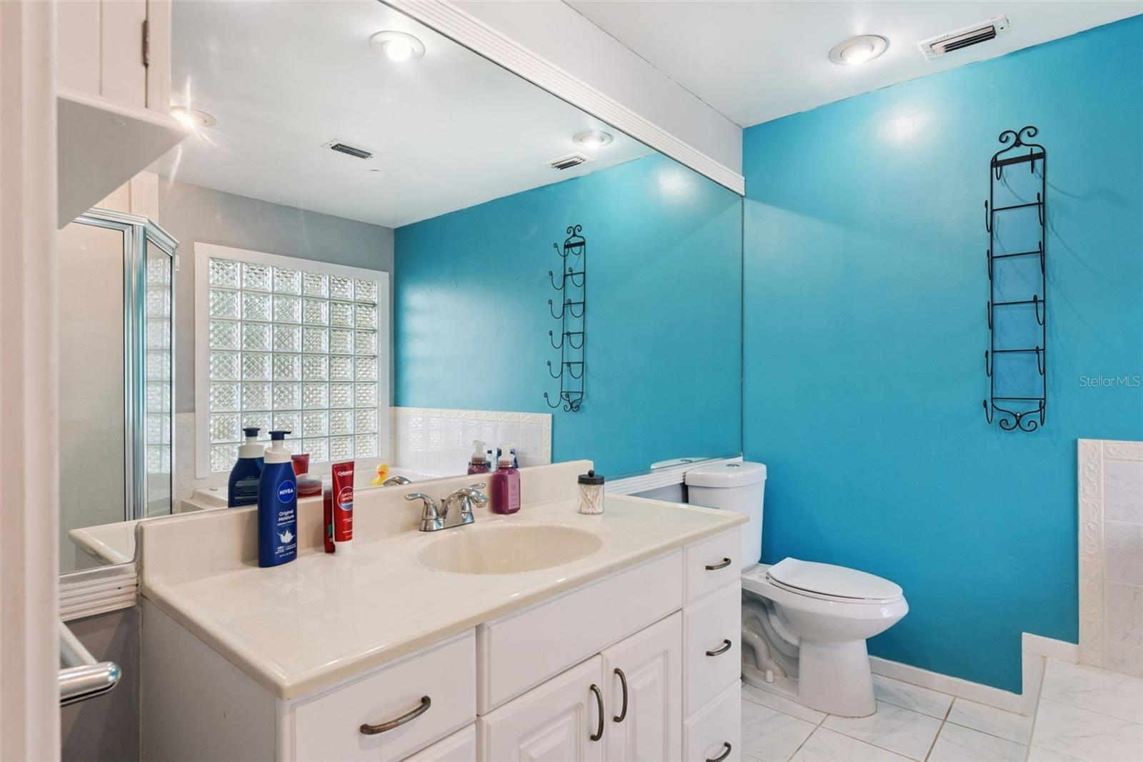 FAIRWAY OAKS UNIT 1 - Residential