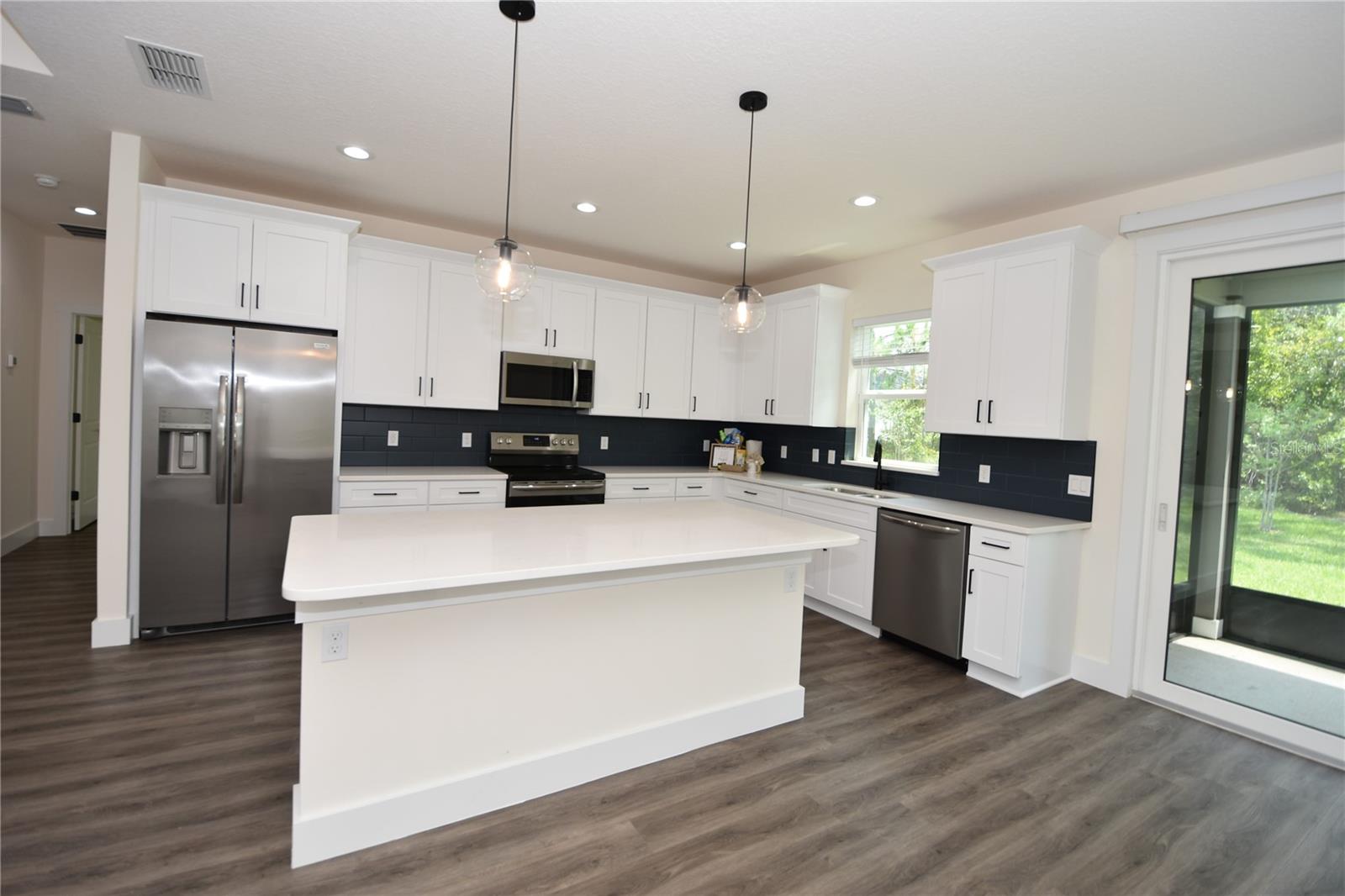 PINE LAKES - Residential Lease