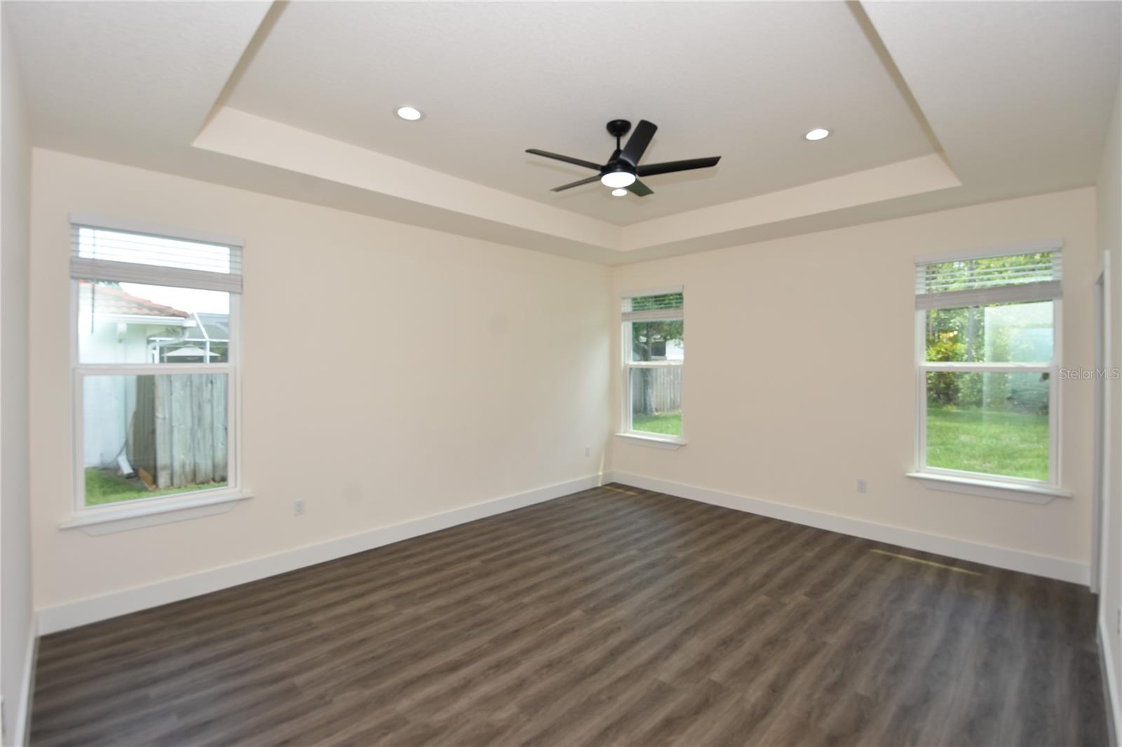 PINE LAKES - Residential Lease