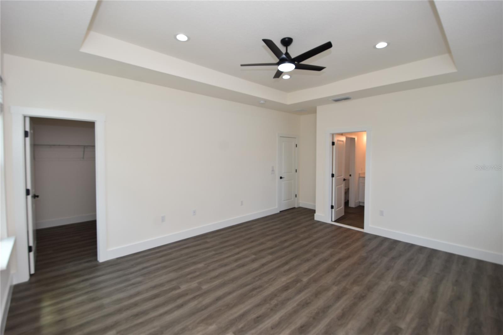 PINE LAKES - Residential Lease