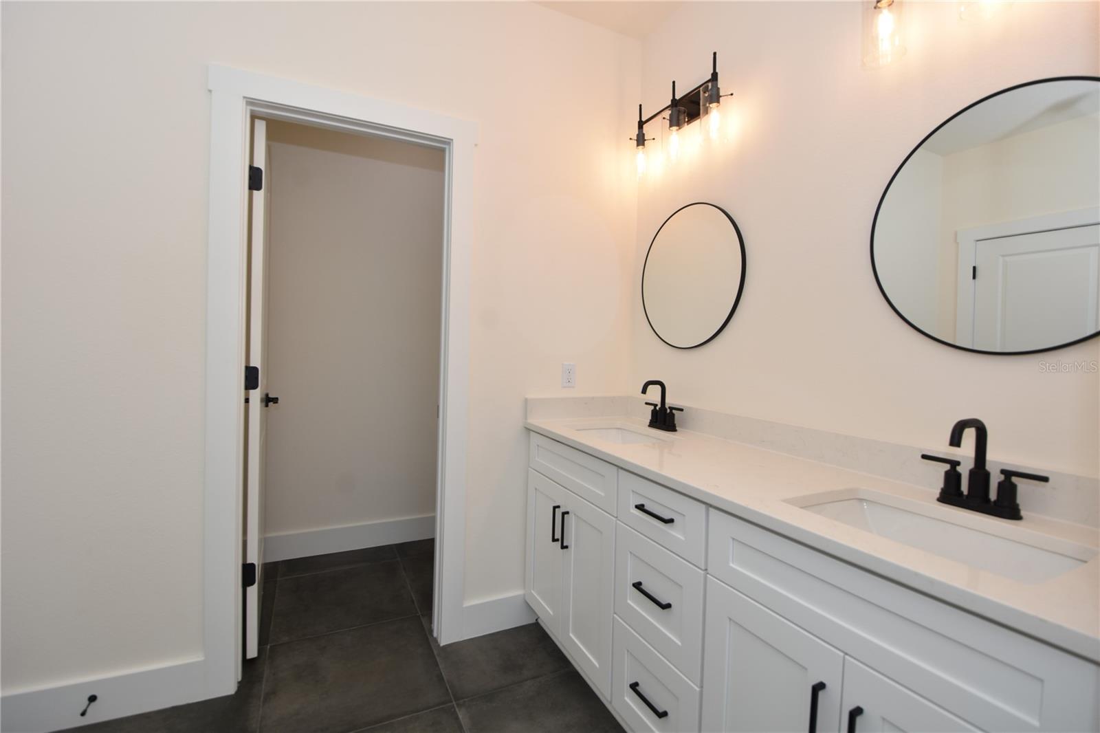 PINE LAKES - Residential Lease