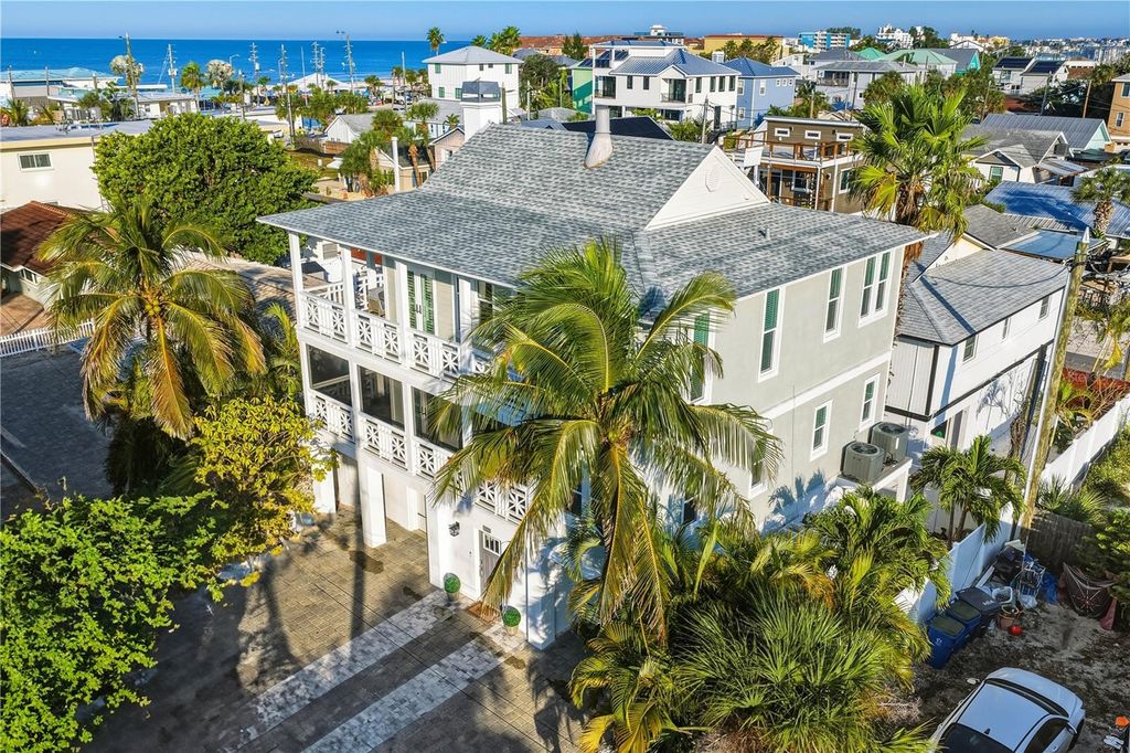 Photo of 114 88th Avenue, Treasure Island, FL 33706 (MLS # TB8454365)