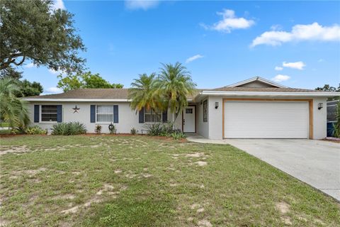 Photo of 630 E Thelma Street, Lake Alfred, FL 33850 (MLS # P4938986)