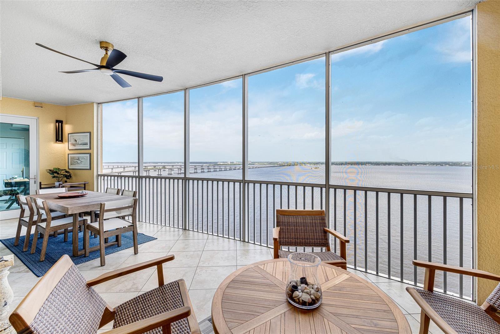 ST TROPEZ - Residential