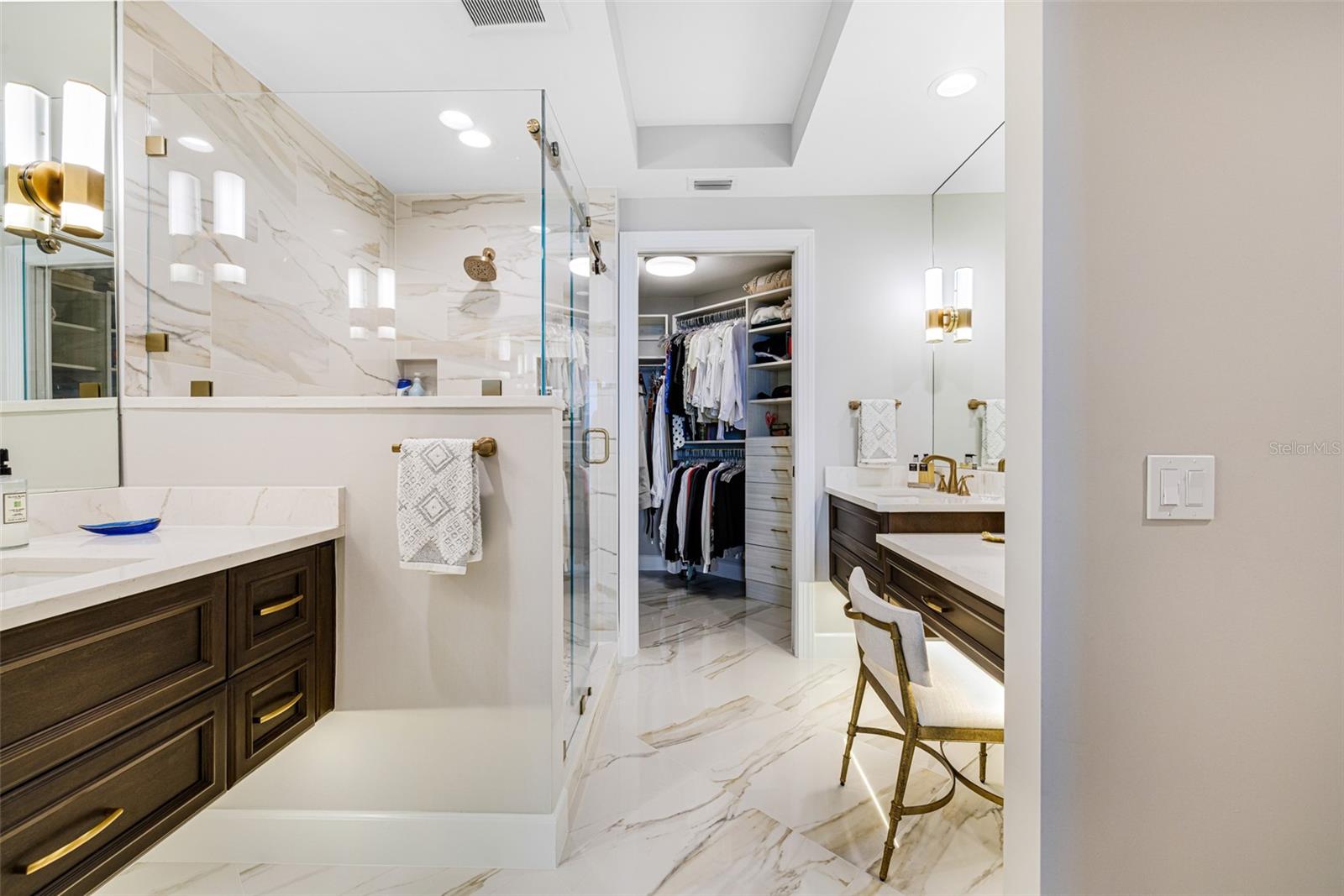 ST TROPEZ - Residential