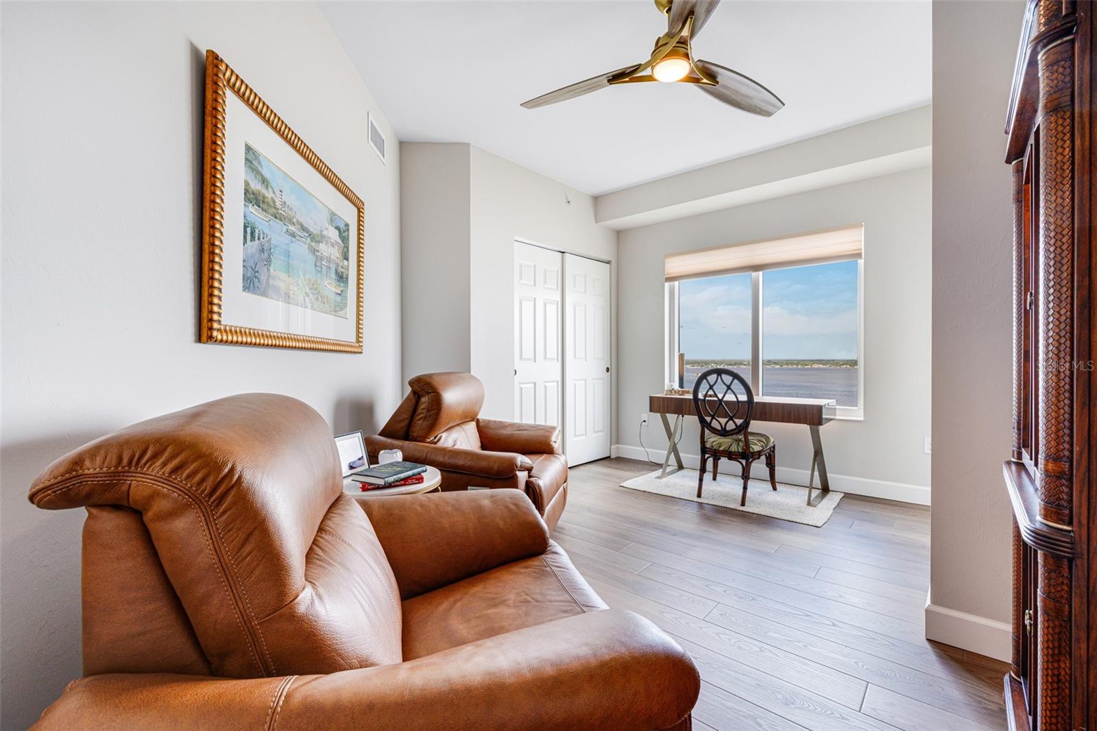 ST TROPEZ - Residential