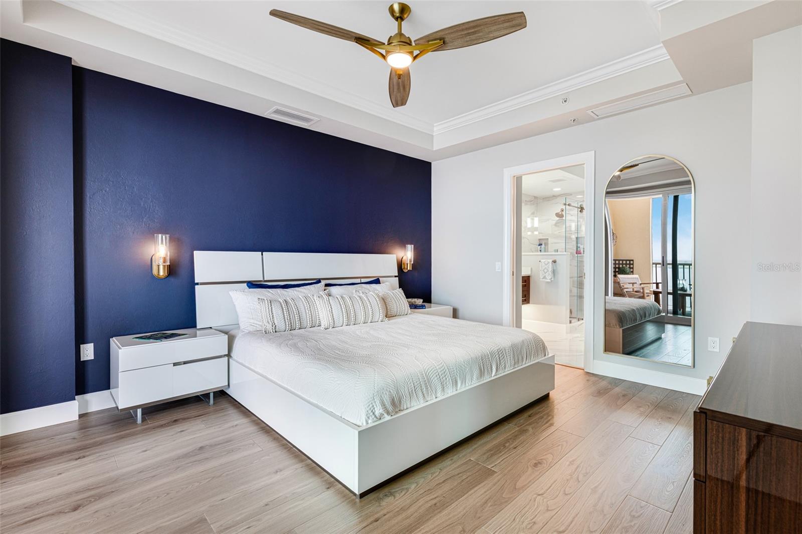 ST TROPEZ - Residential