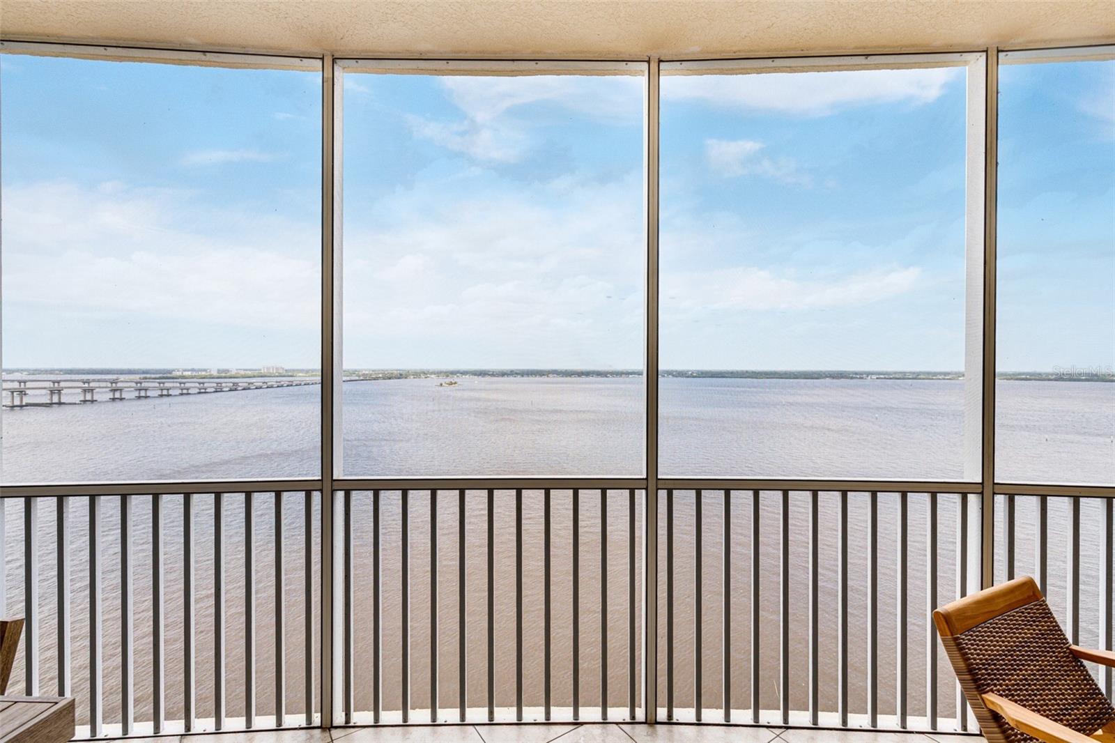 ST TROPEZ - Residential