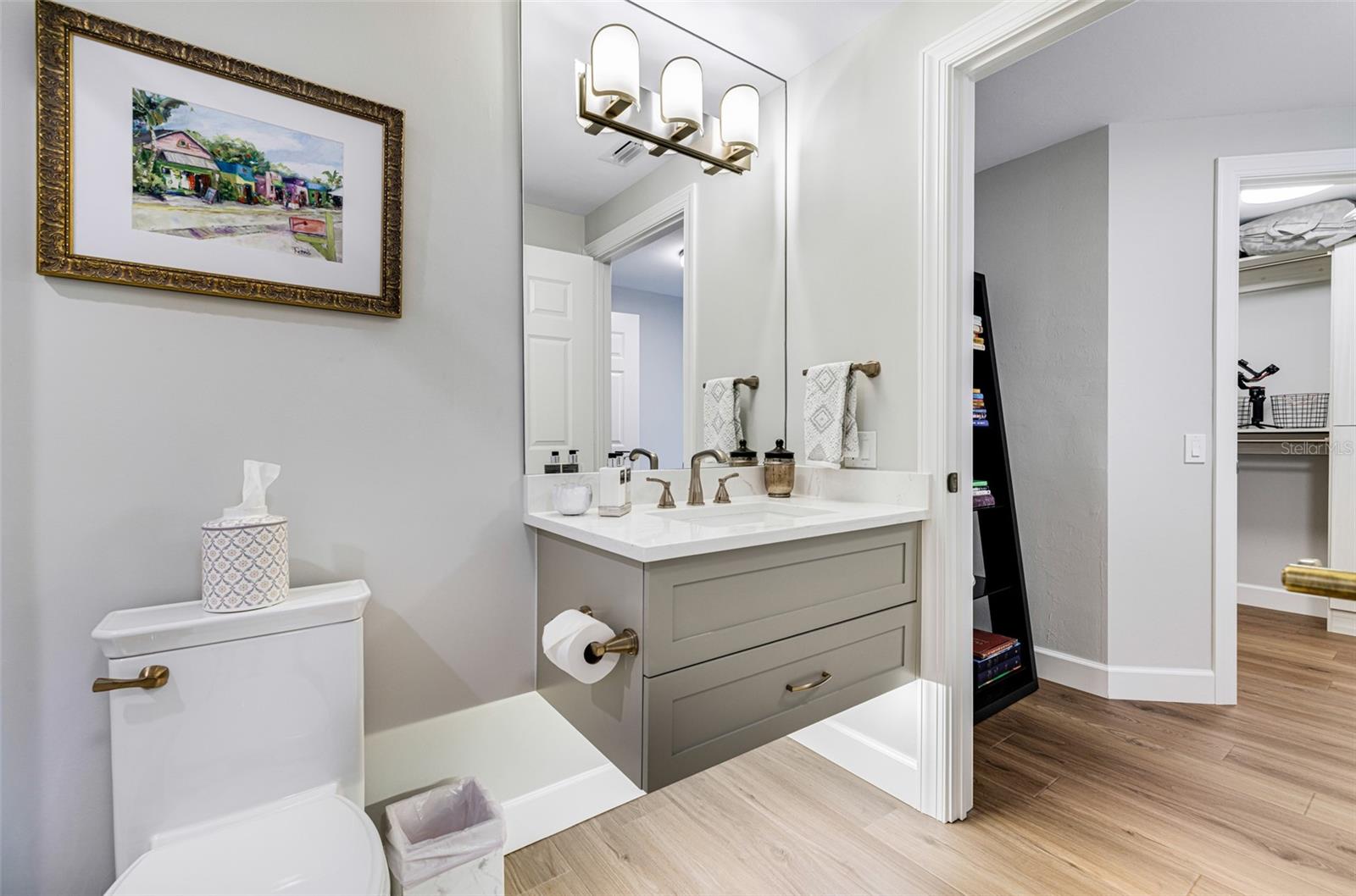 ST TROPEZ - Residential