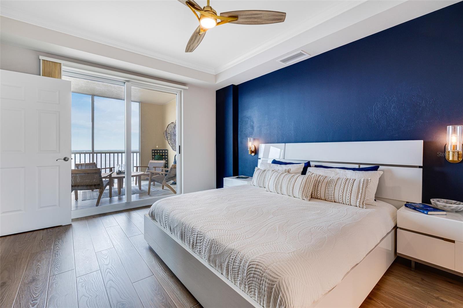 ST TROPEZ - Residential