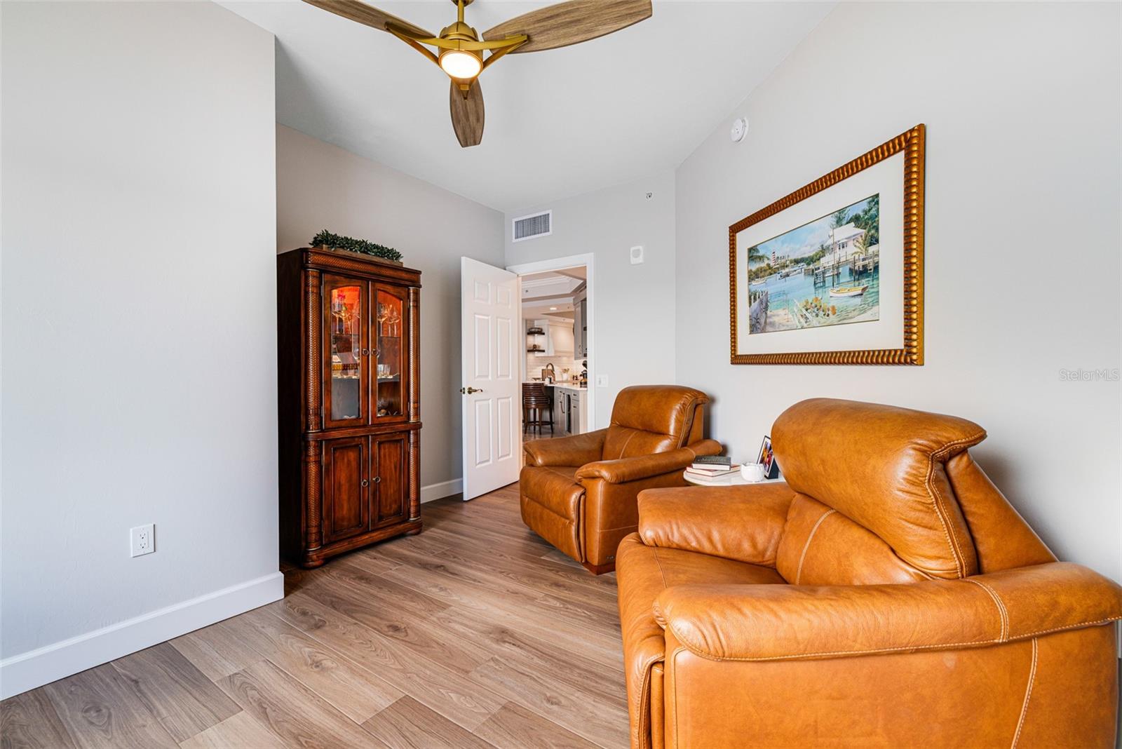 ST TROPEZ - Residential