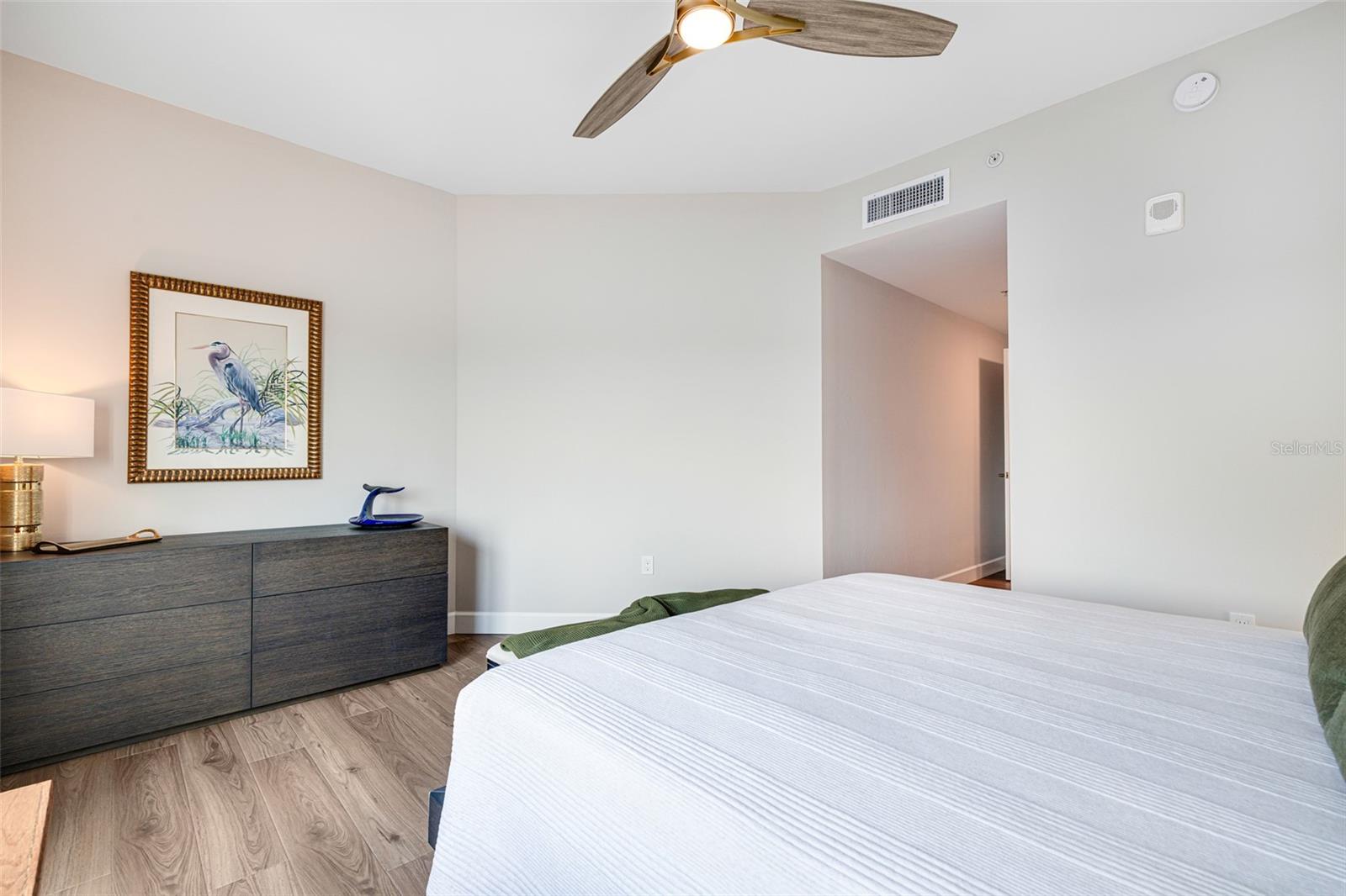 ST TROPEZ - Residential