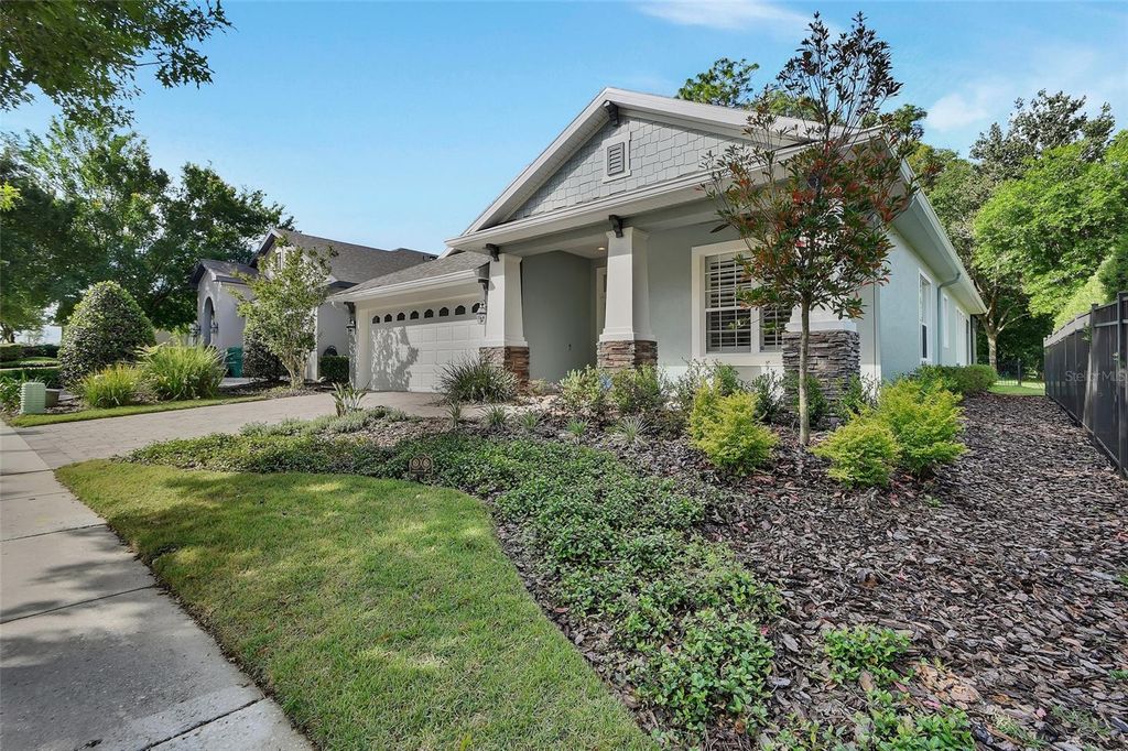 Photo of 186 Birchmont Drive, Deland, FL 32724 (MLS # V4948513)