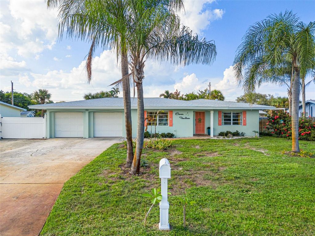 Photo of 1114 Seminole Drive, Satellite Beach, FL 32937 (MLS # O6357548)