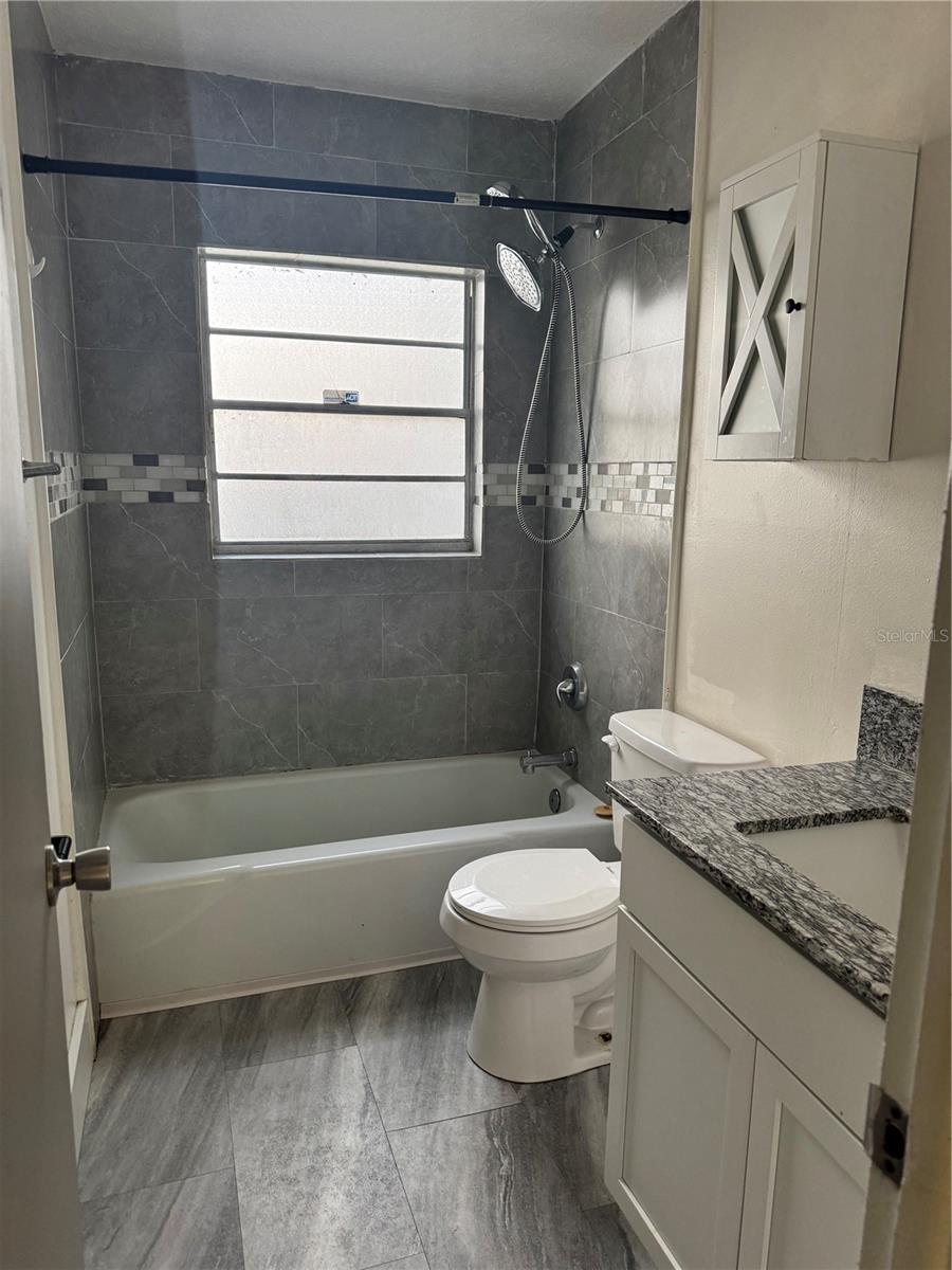 TANGLEWOOD - Residential Lease