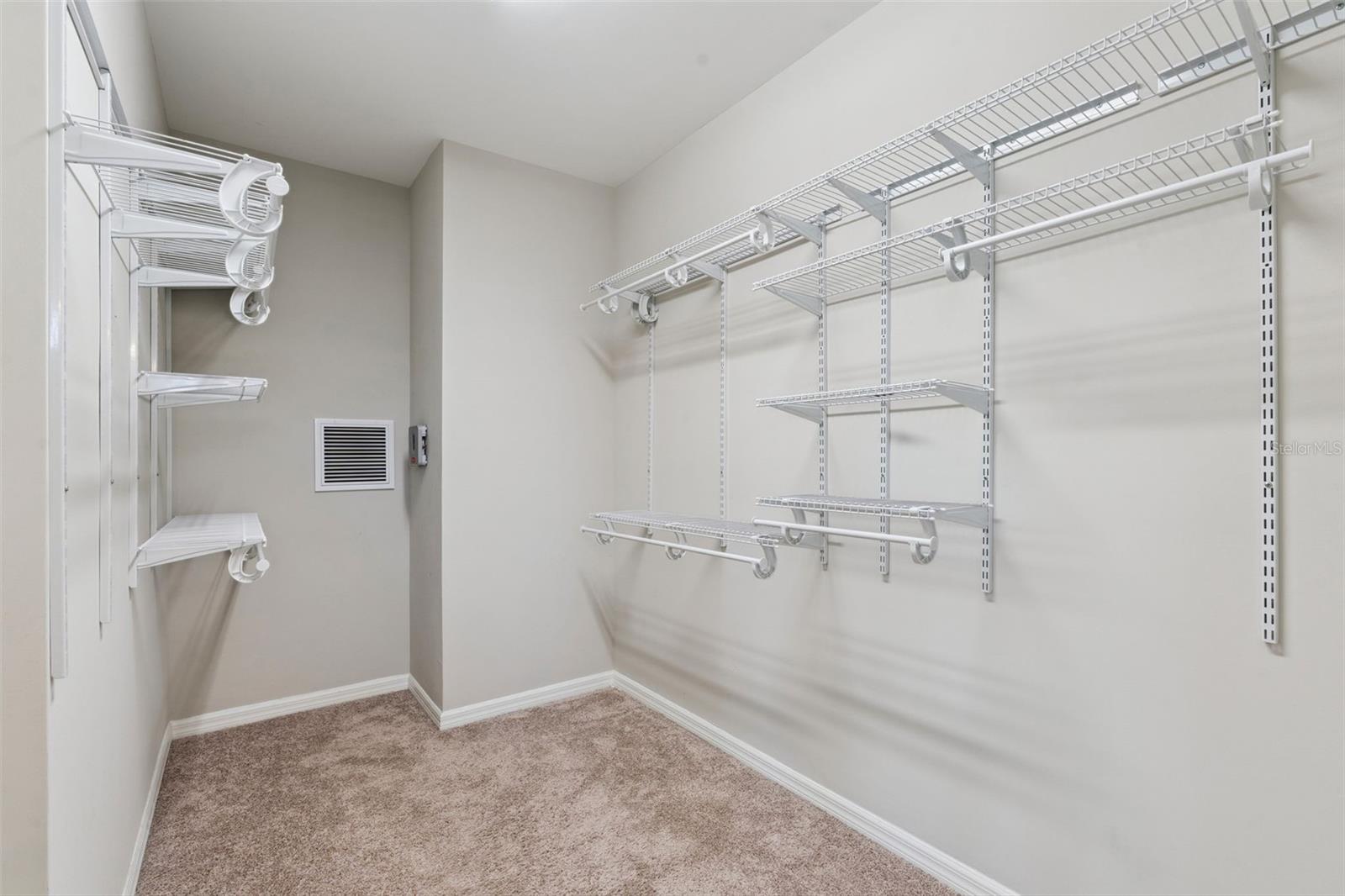 LATHAM PARK NORTH - Residential