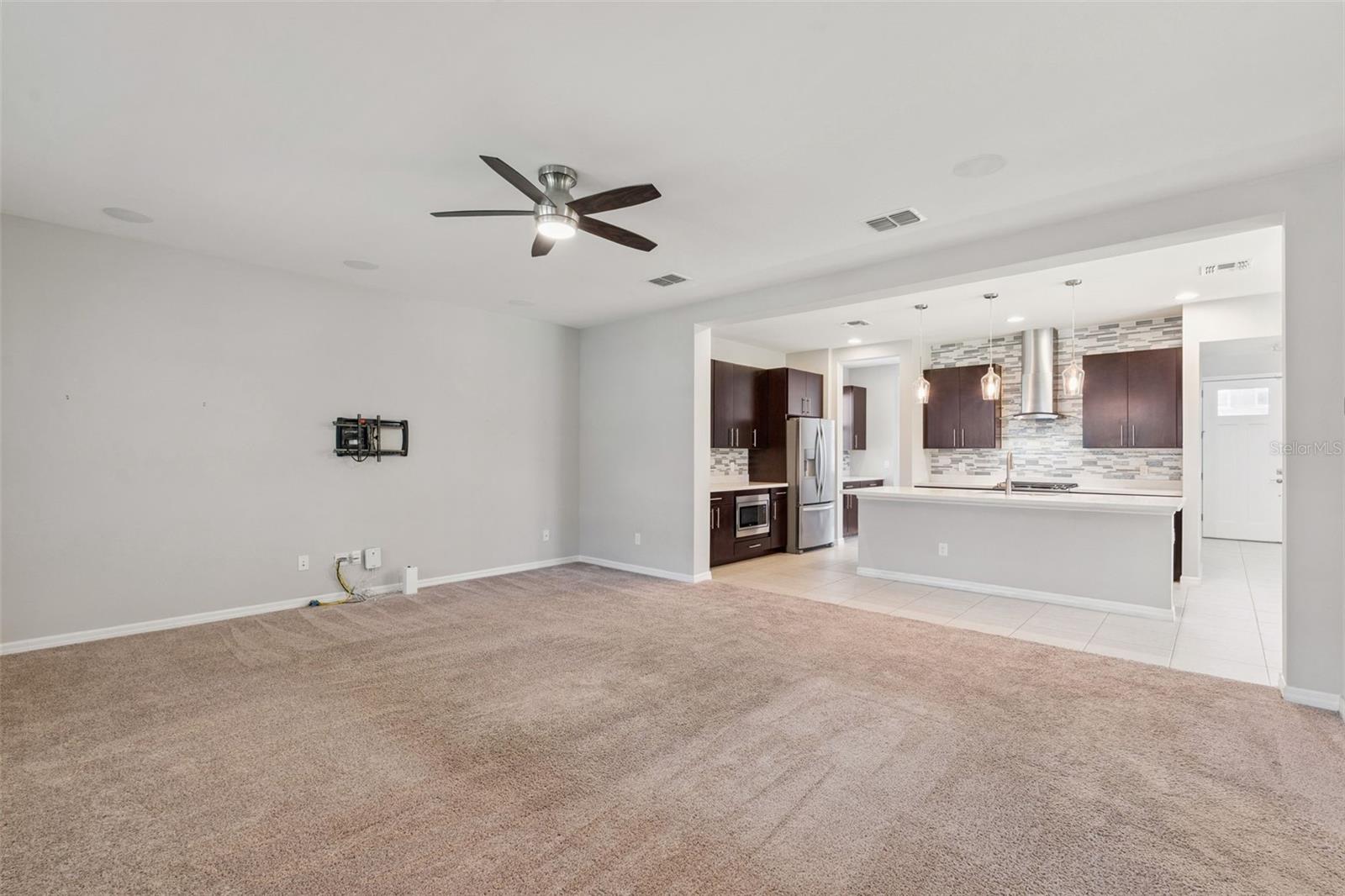 LATHAM PARK NORTH - Residential