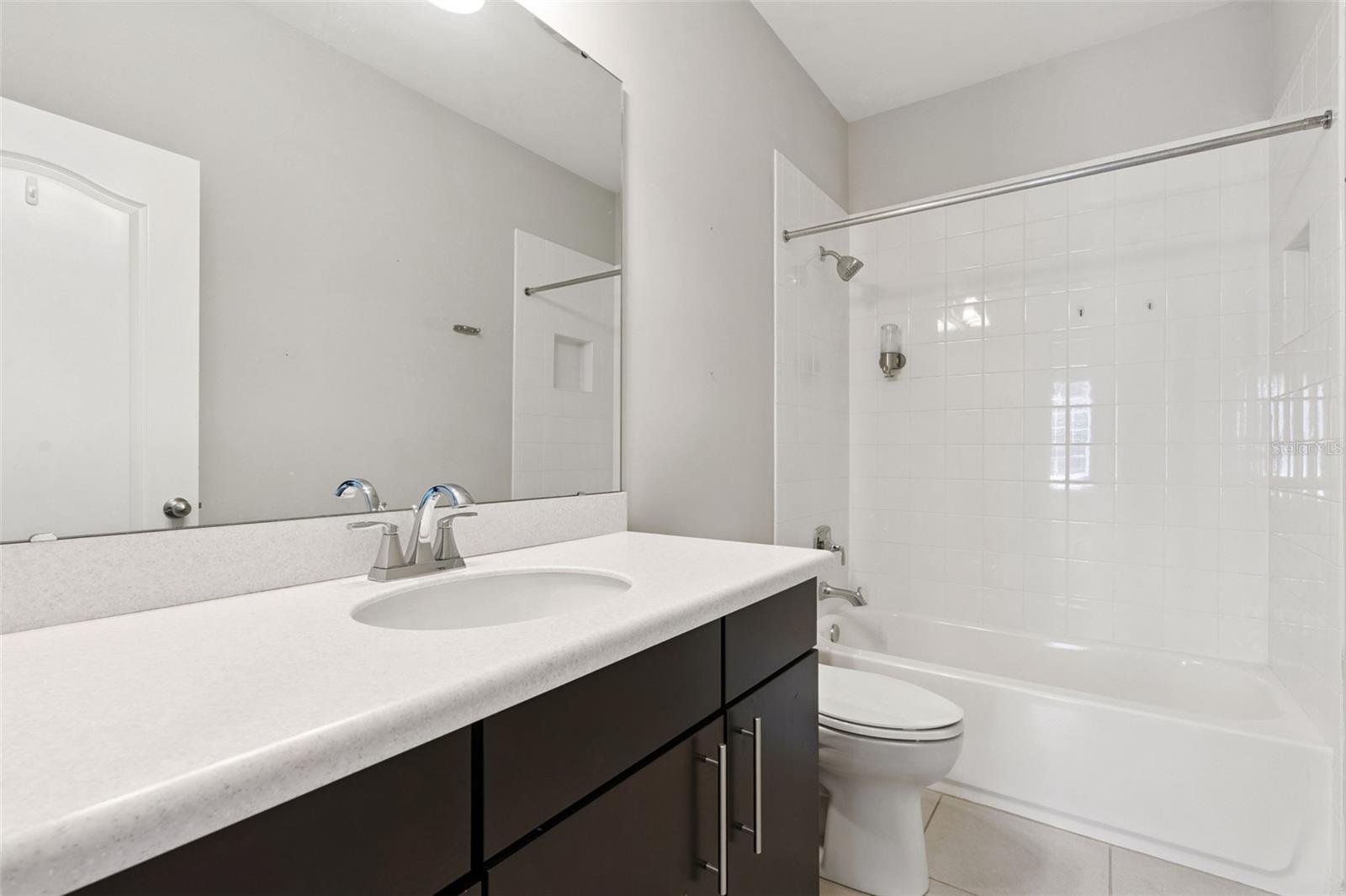 LATHAM PARK NORTH - Residential