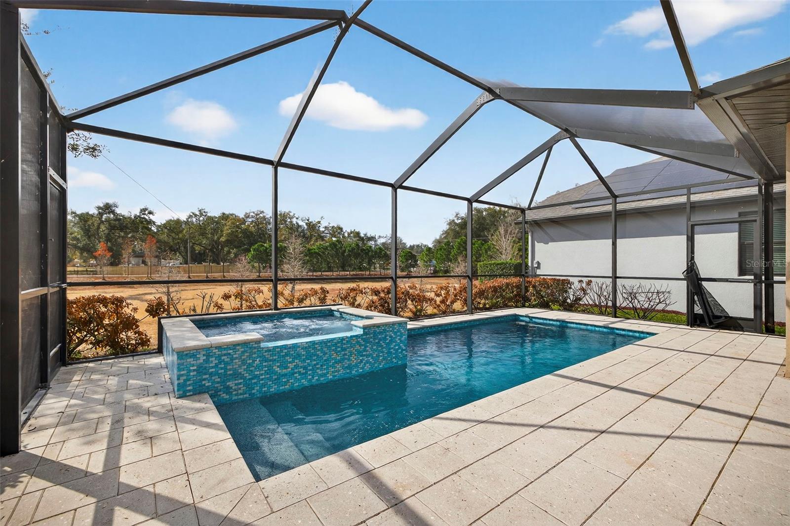 FLORABLU ESTATES - Residential