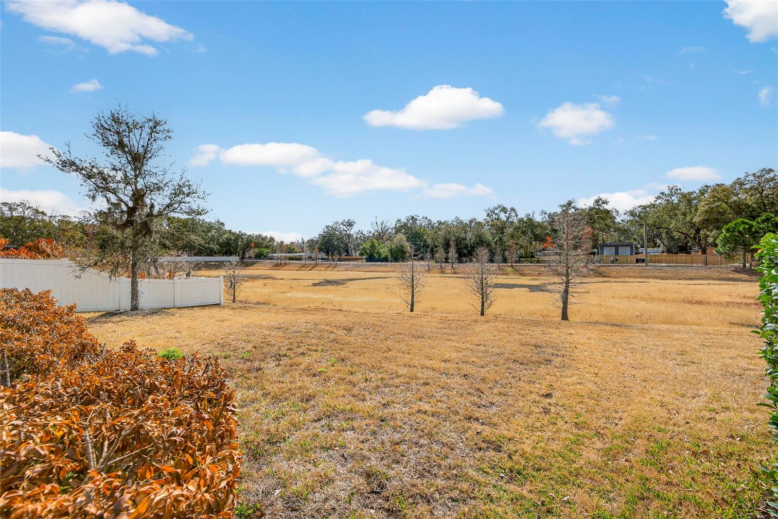 FLORABLU ESTATES - Residential