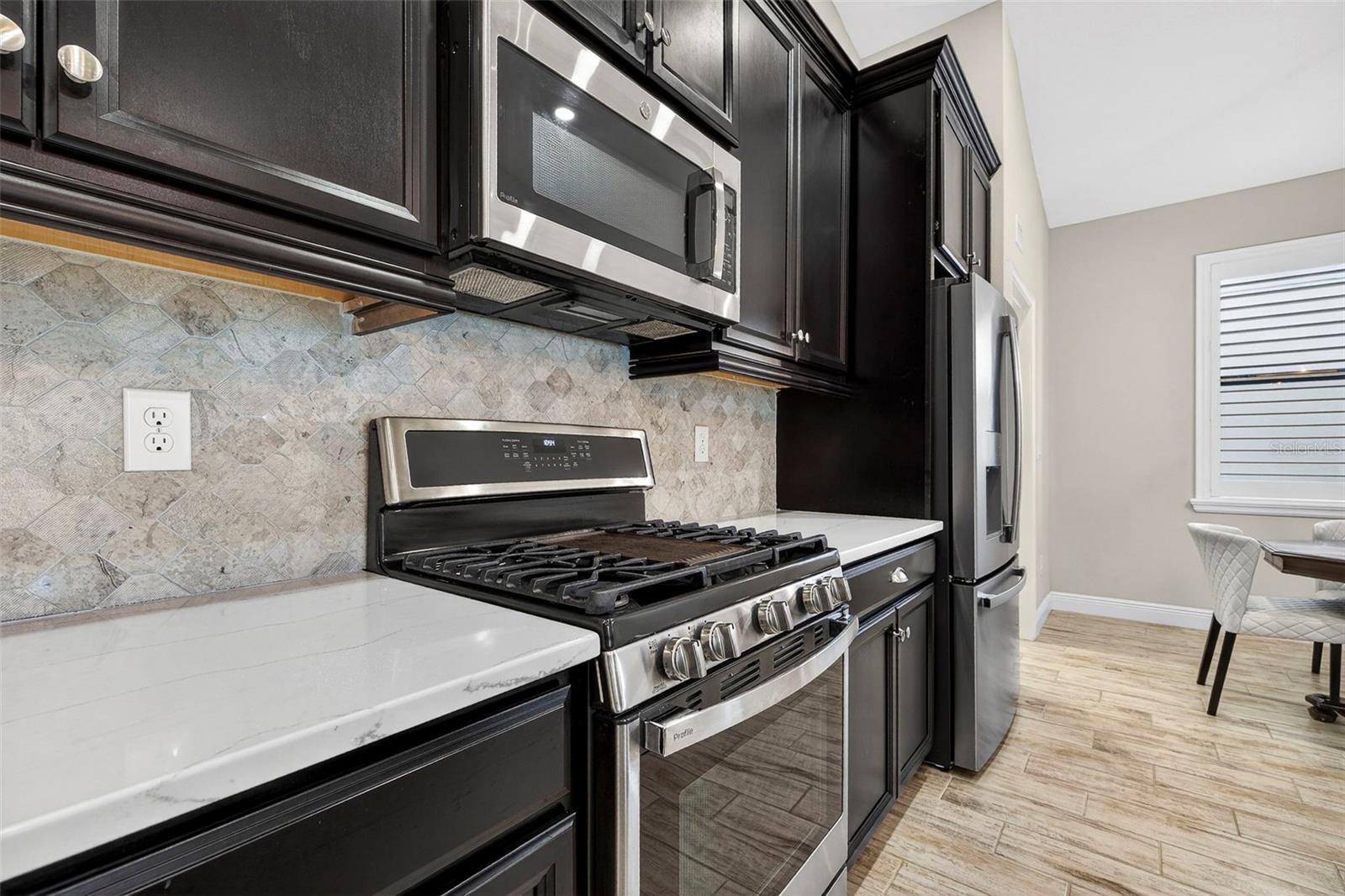 FLORABLU ESTATES - Residential