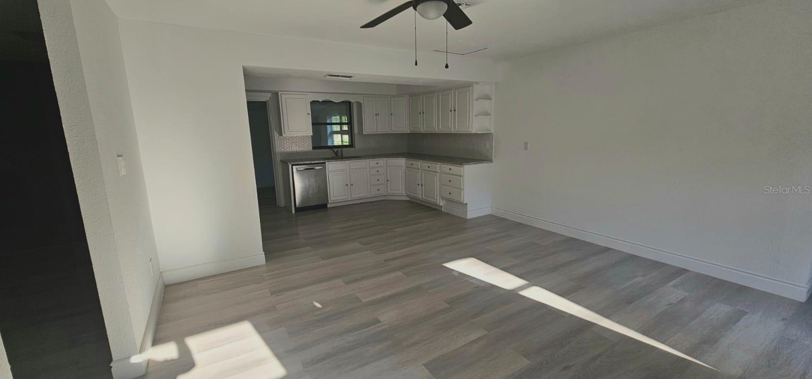 PALM TERRACE - Residential