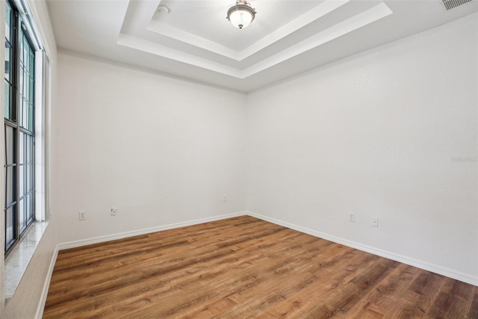 CHARTRES GARDENS B - Residential