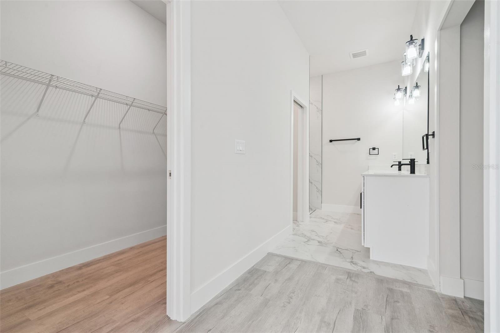 DIAMOND RDG UN #2 - Residential