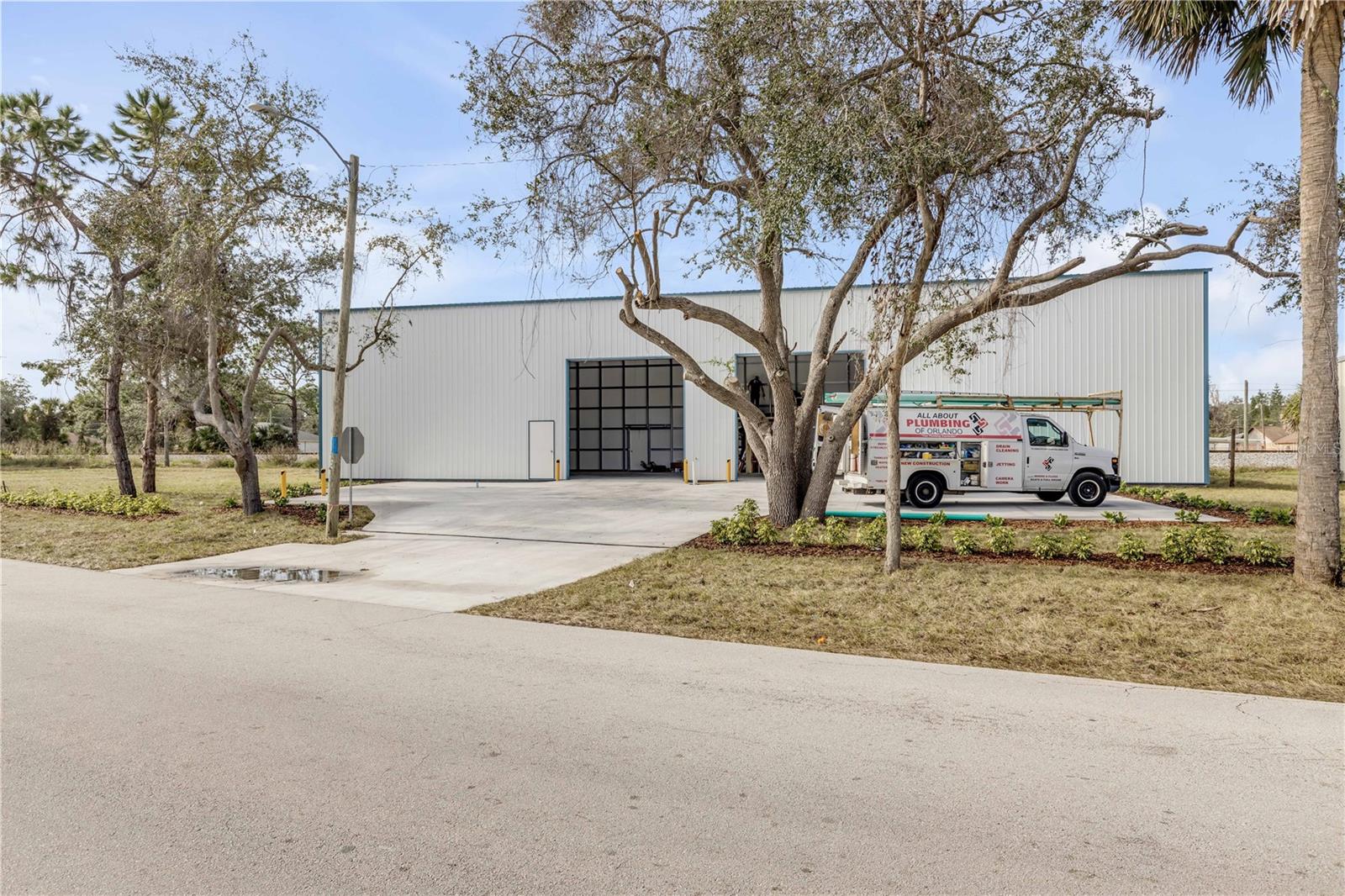 FLORIDA SHORES - Commercial Sale