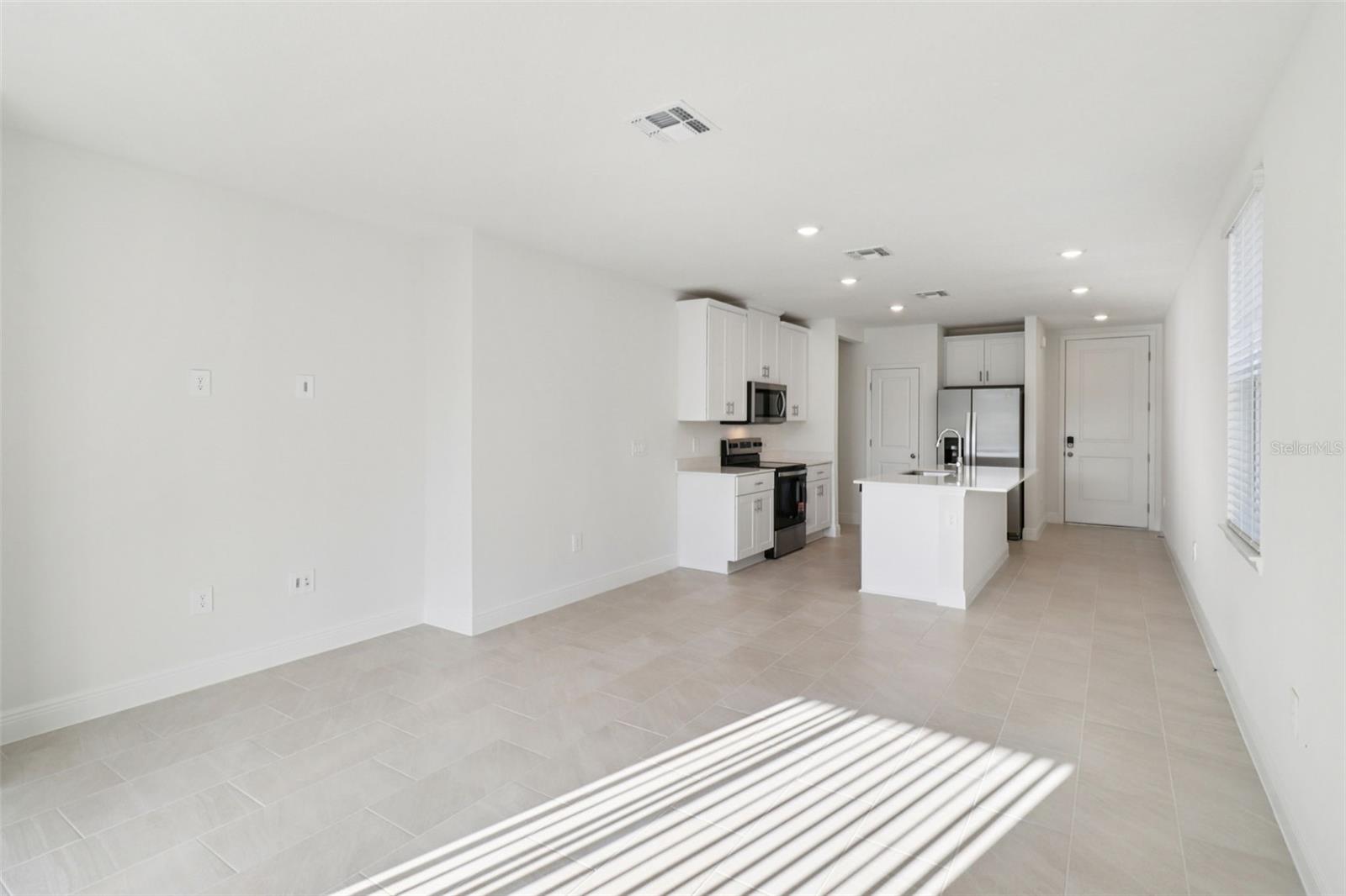 THE RESERVE AT HAMMOCK OAKS - Residential