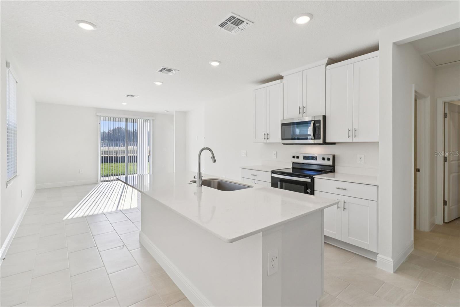 THE RESERVE AT HAMMOCK OAKS - Residential