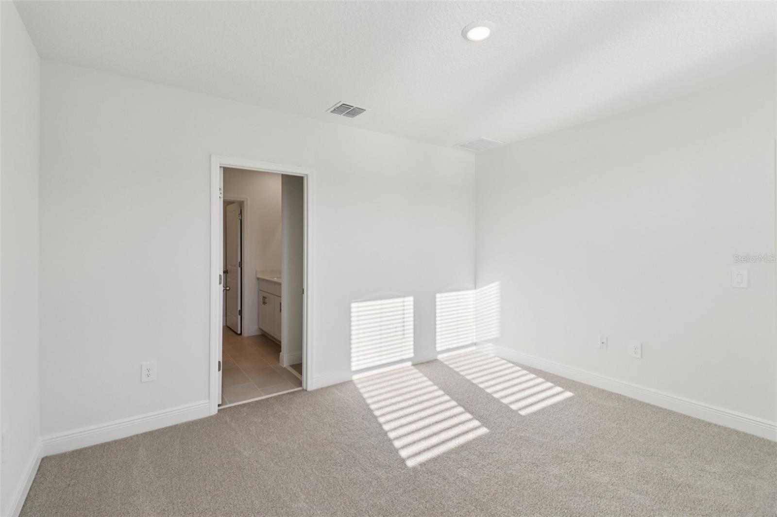 THE RESERVE AT HAMMOCK OAKS - Residential