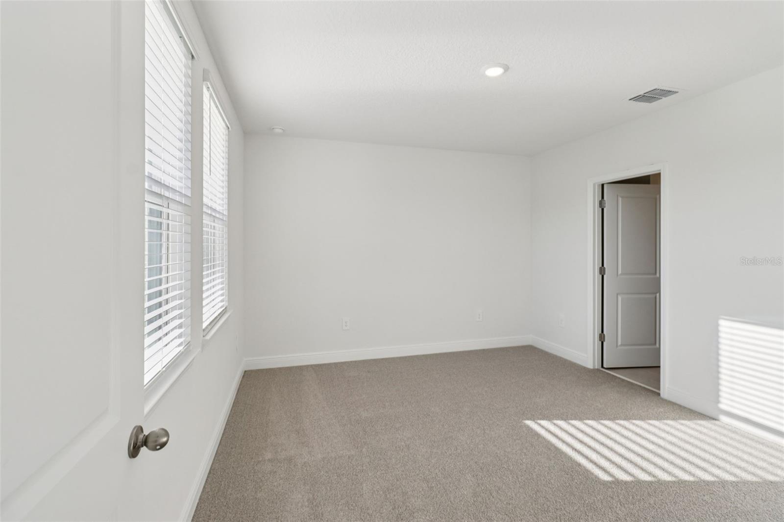 THE RESERVE AT HAMMOCK OAKS - Residential