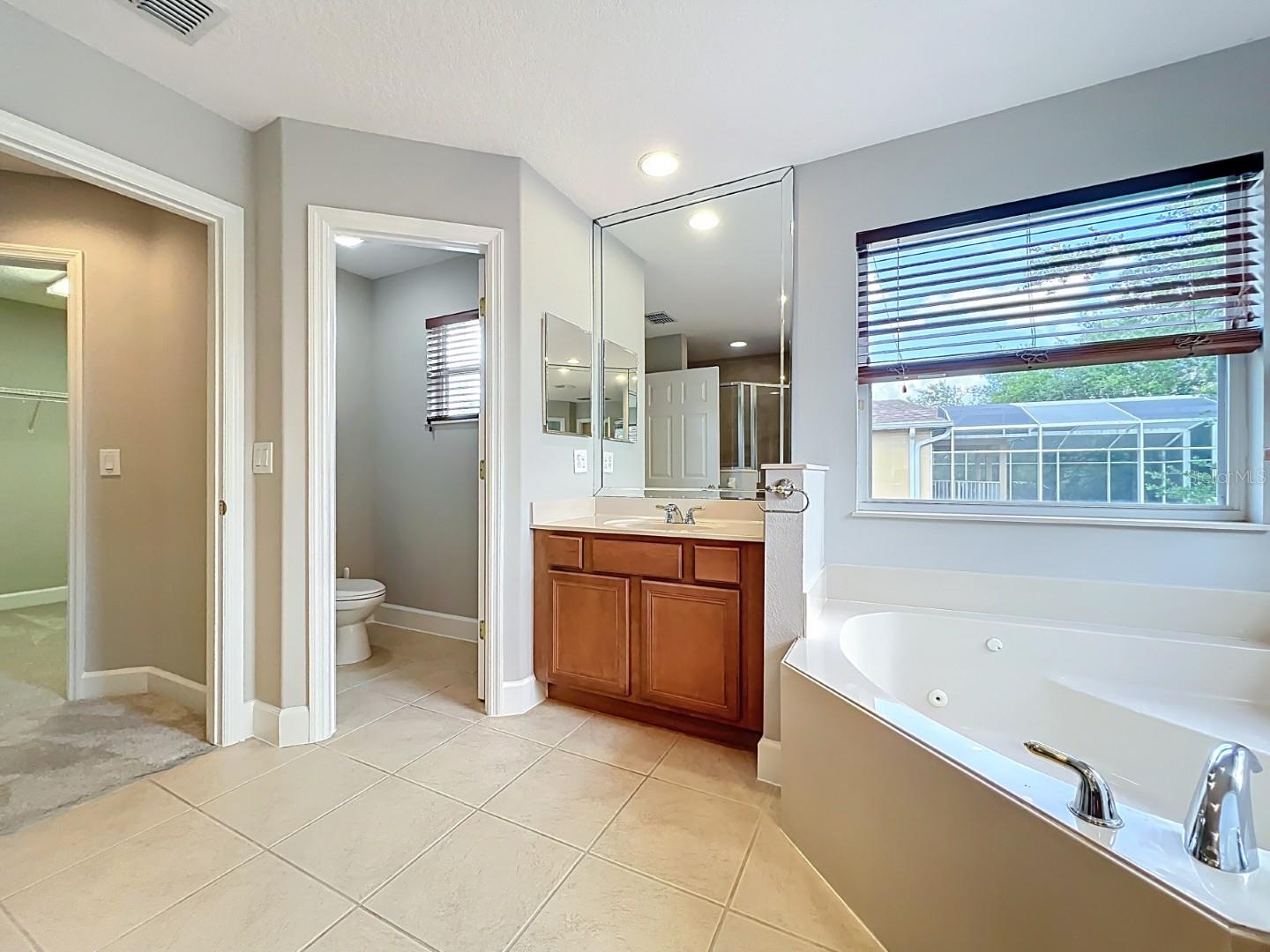 WINDWARD CAY 48 125 - Residential