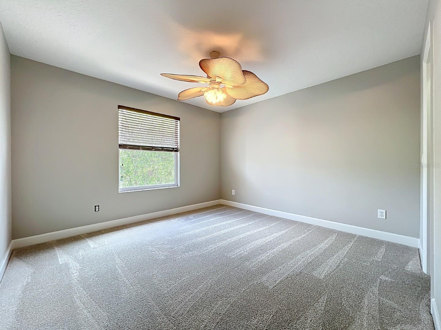 WINDWARD CAY 48 125 - Residential