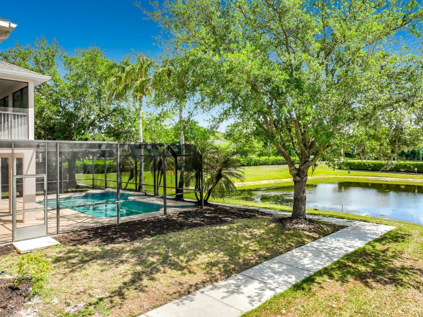 WINDWARD CAY 48 125 - Residential