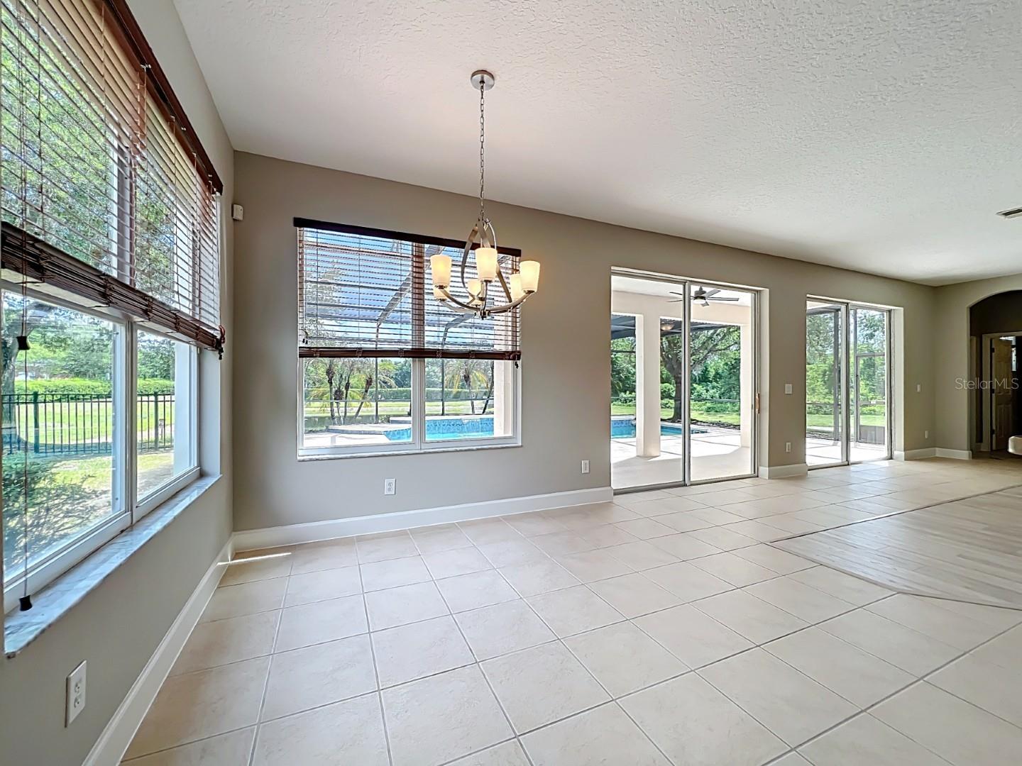 WINDWARD CAY 48 125 - Residential