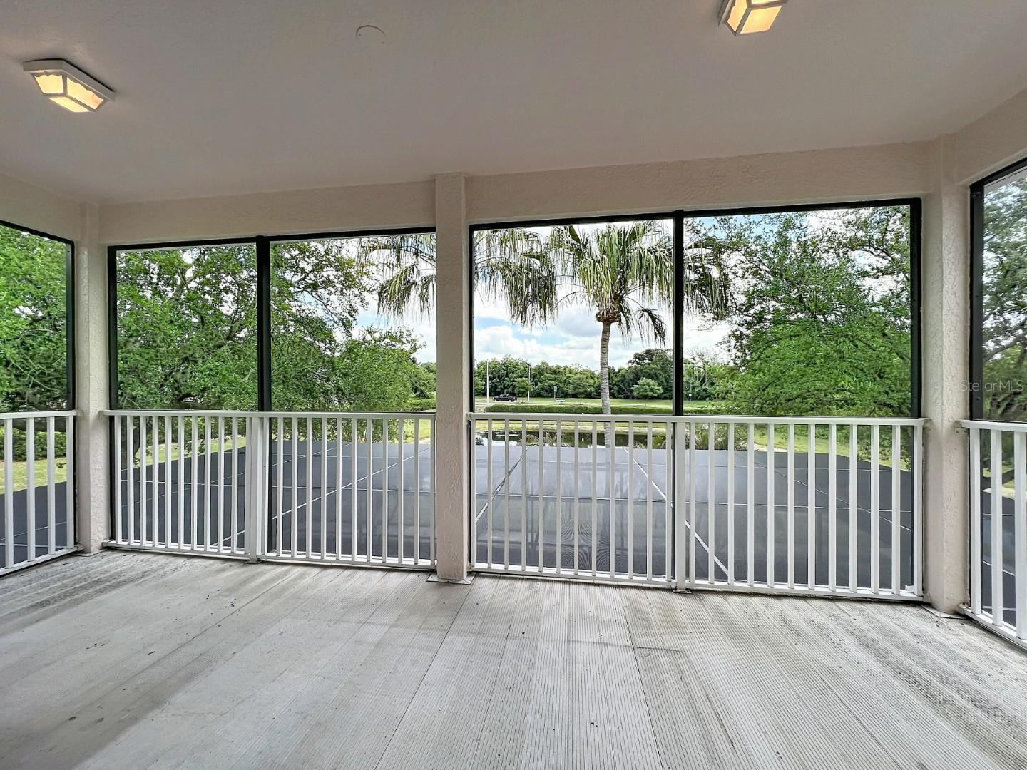 WINDWARD CAY 48 125 - Residential