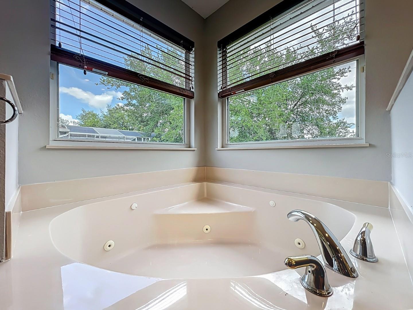 WINDWARD CAY 48 125 - Residential