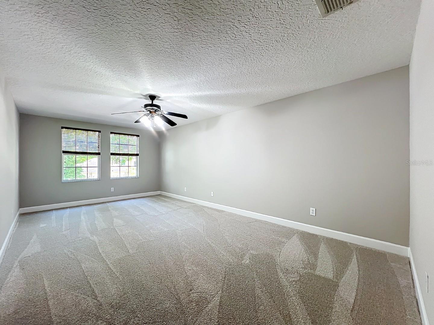 WINDWARD CAY 48 125 - Residential