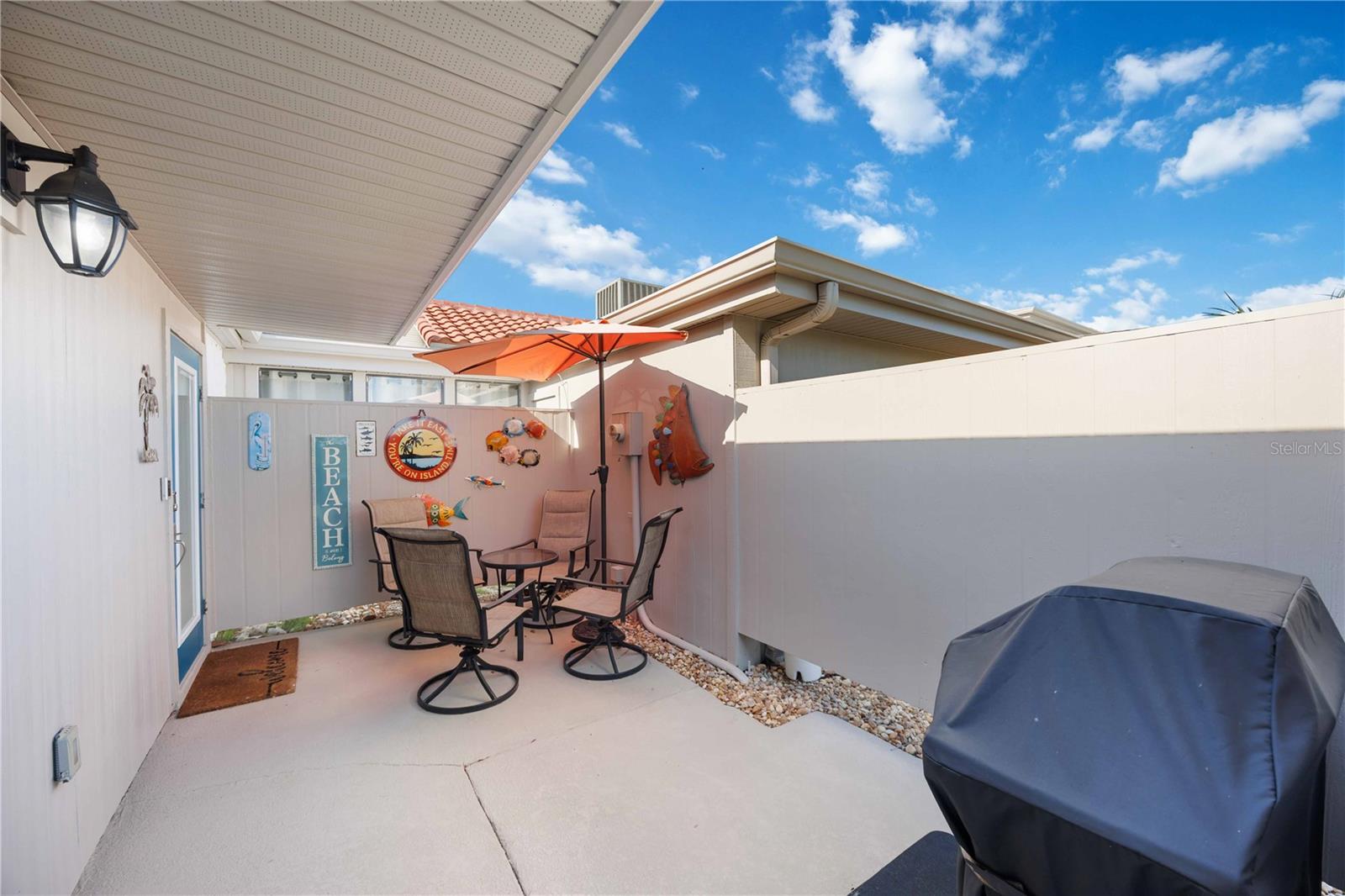 500 PARK BOULEVARD S 22