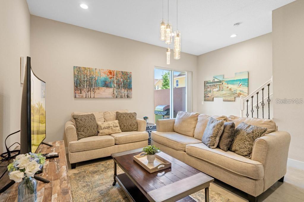 7571 SUNNY DREAMS LANE