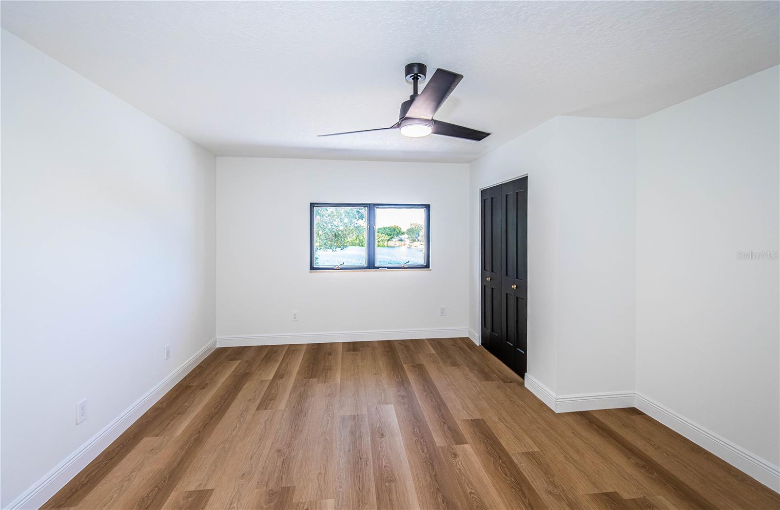 RIVIERA BAY 1ST ADD - Residential