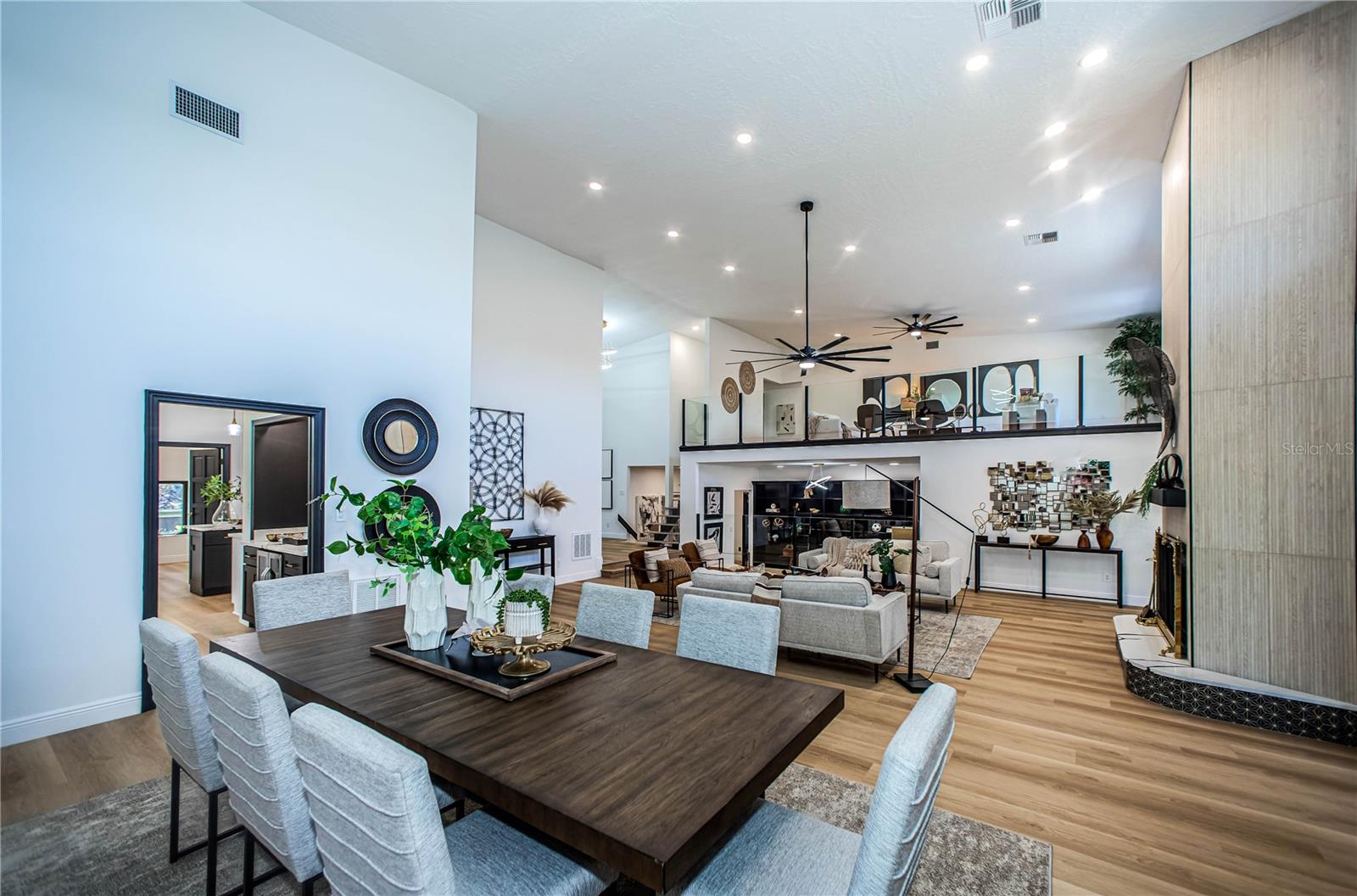 RIVIERA BAY 1ST ADD - Residential