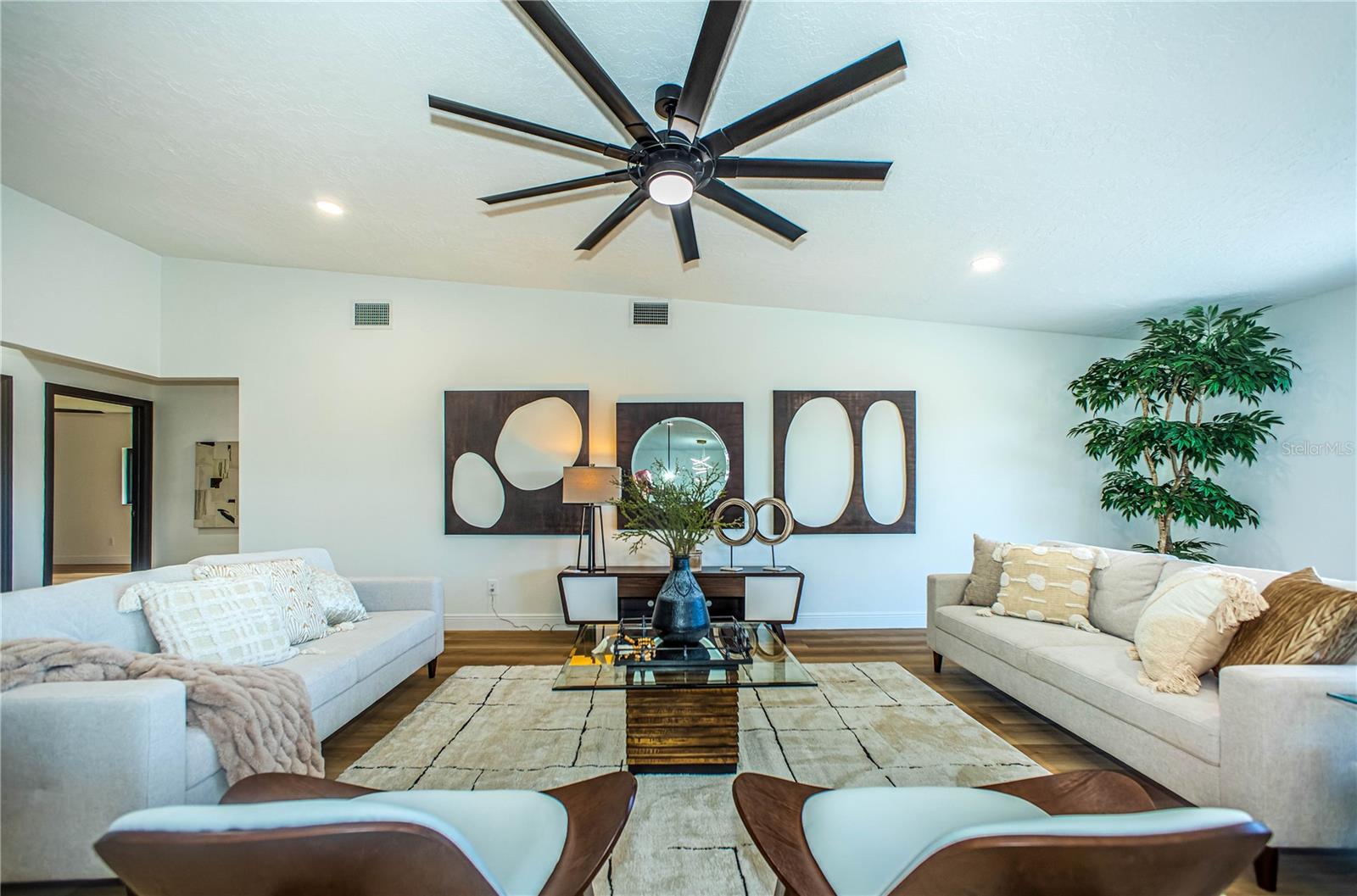 RIVIERA BAY 1ST ADD - Residential