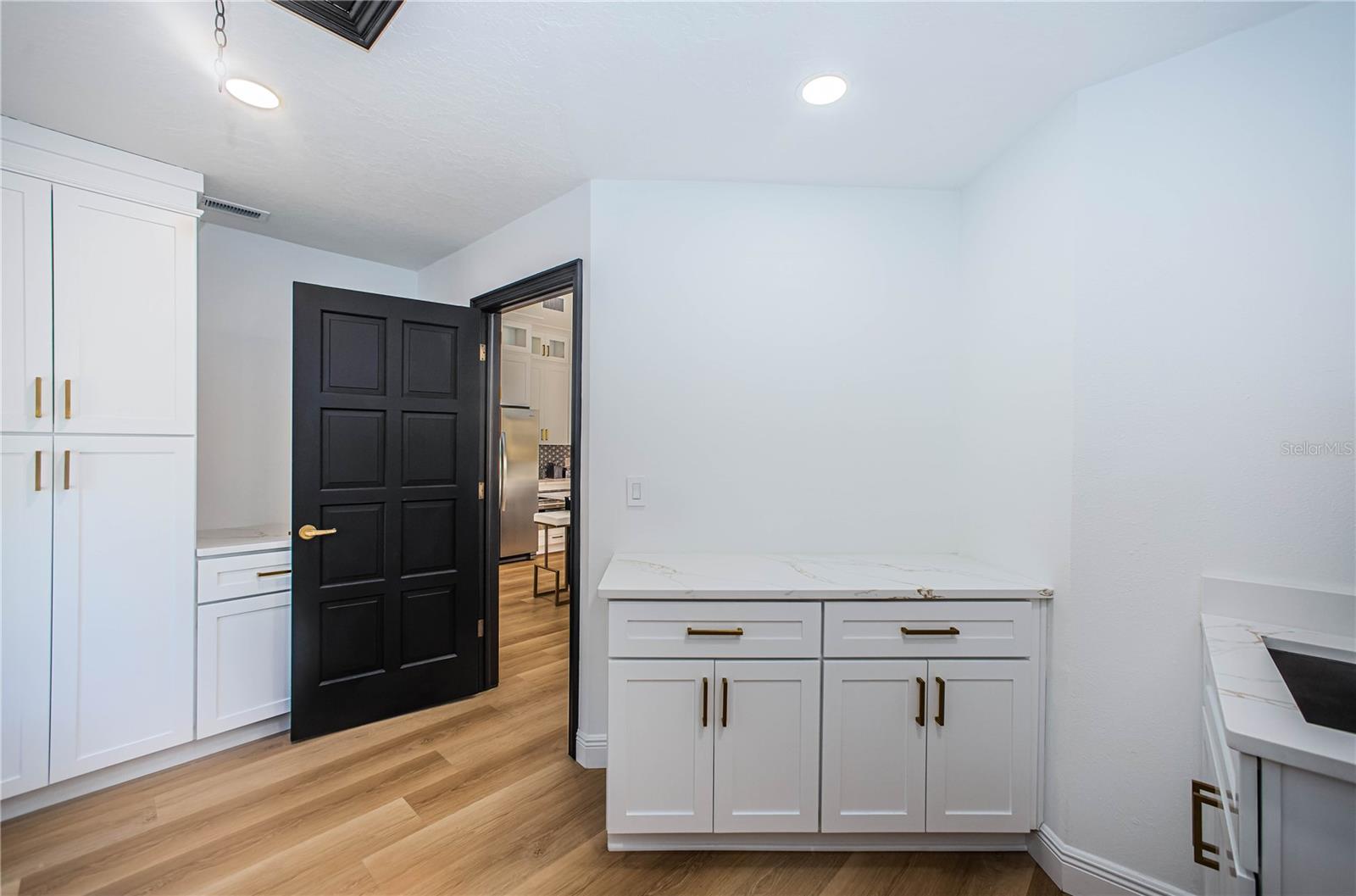 RIVIERA BAY 1ST ADD - Residential