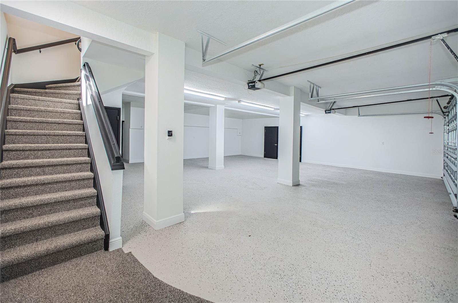 RIVIERA BAY 1ST ADD - Residential