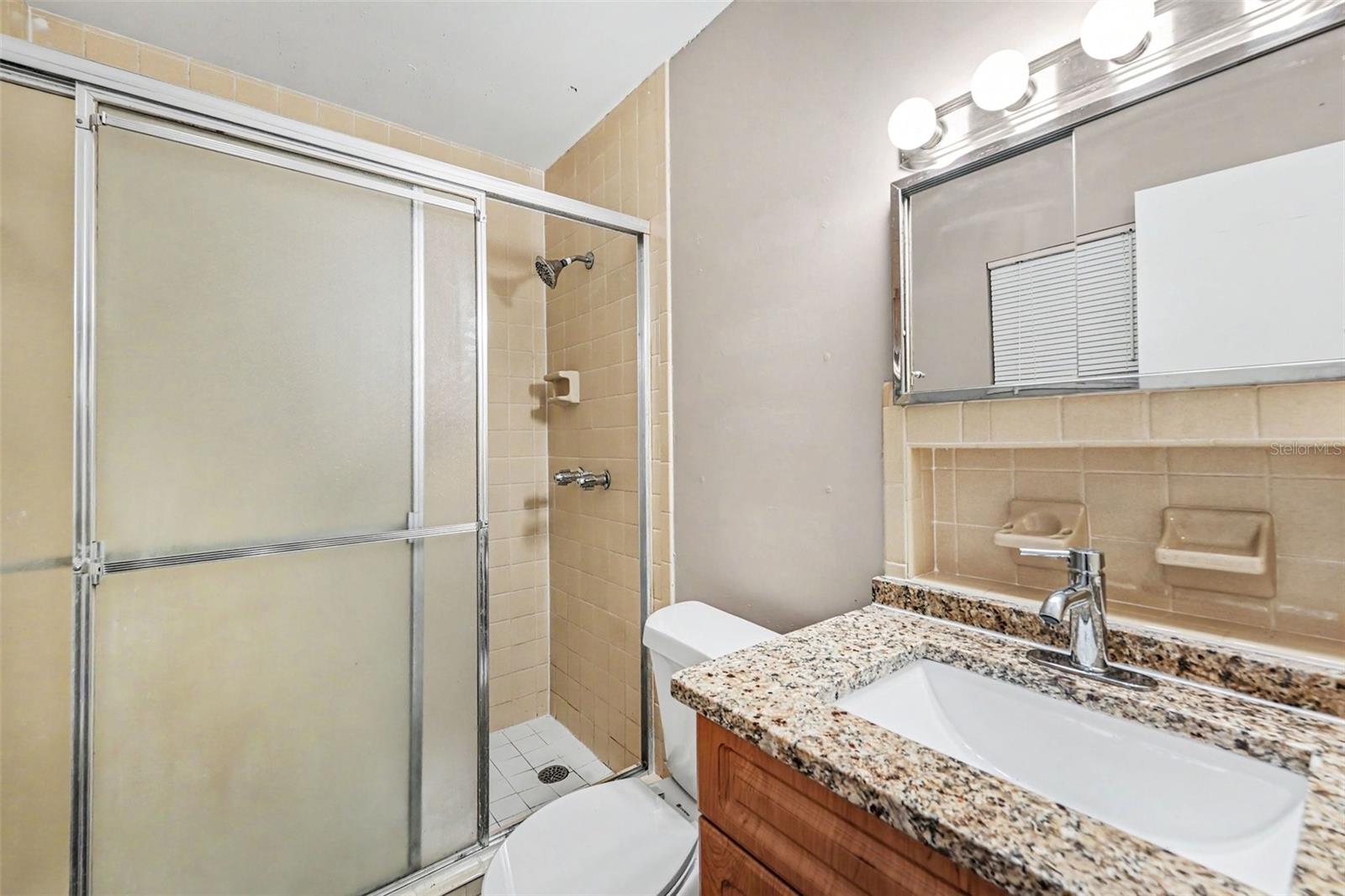 FLORAL GARDENS UNIT 2 - Residential Lease