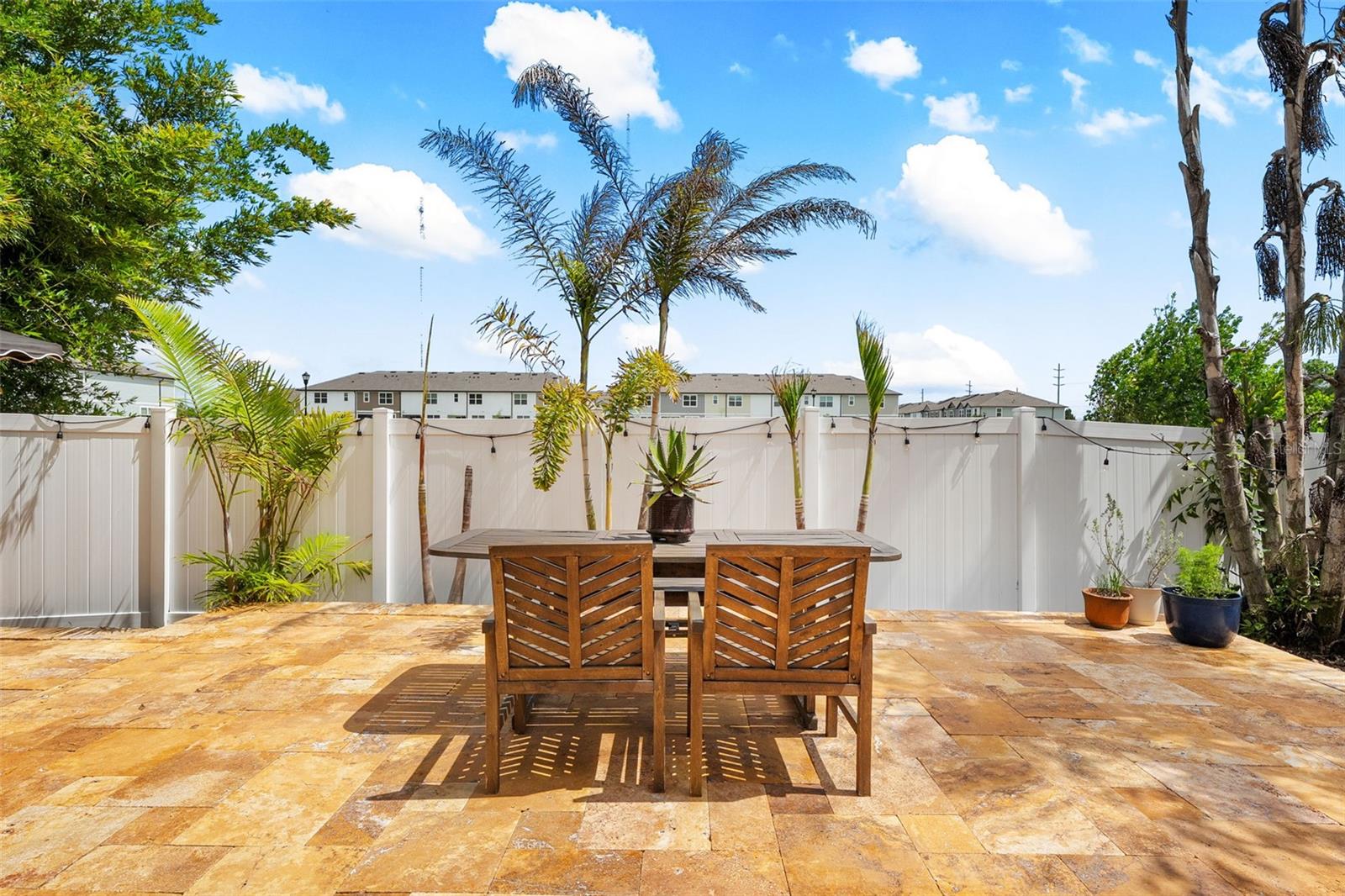 CHAMPIONS FOREST - Residential