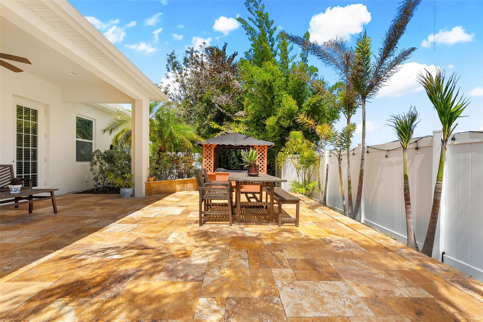 CHAMPIONS FOREST - Residential